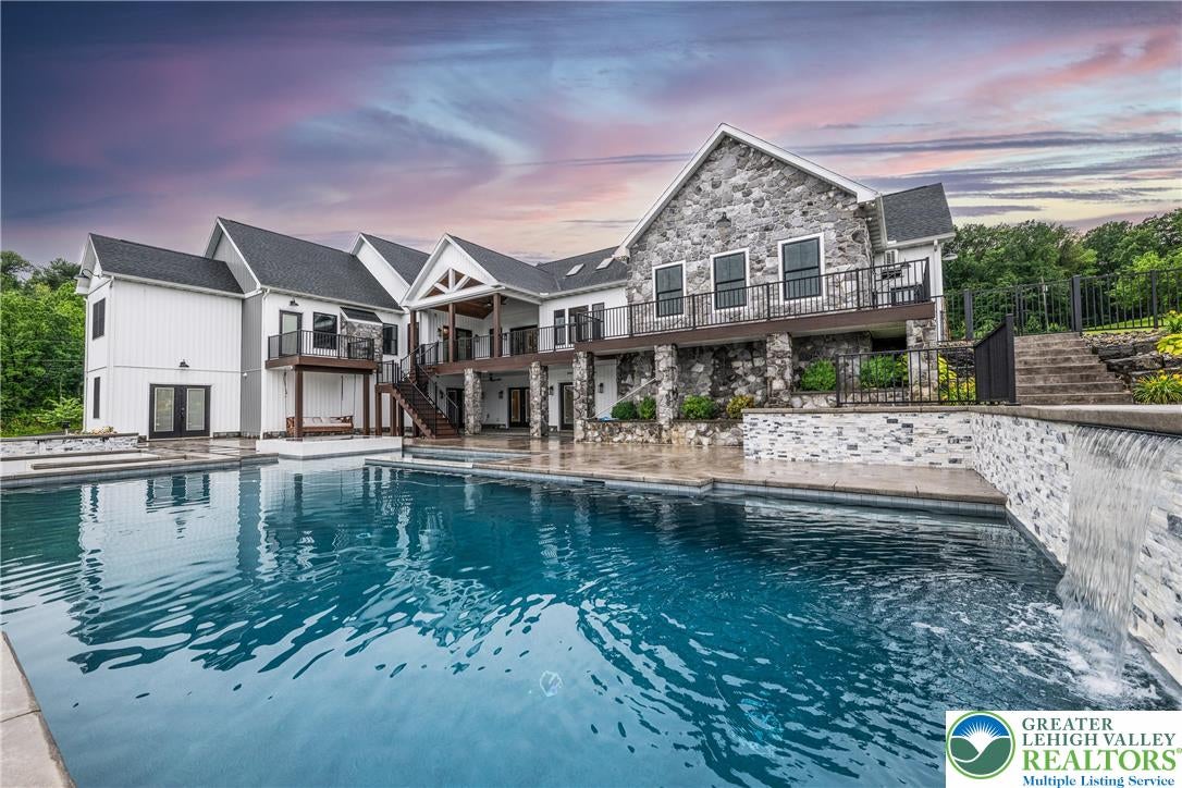 Greenwich Township, Pennsylvania, 19530, United States, ,5 BathroomsBathrooms,Residential,Active,1880295