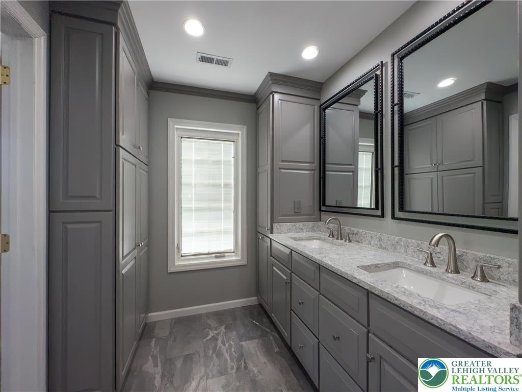 Upper Hanover Twp, Pennsylvania, 18041, United States, 7 Bedrooms Bedrooms, ,9 BathroomsBathrooms,Residential,Active,1936385