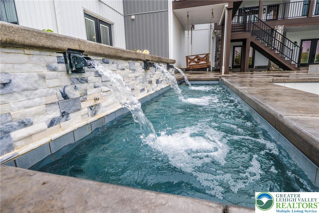 Greenwich Twp, Pennsylvania, 19530, United States, 6 Bedrooms Bedrooms, ,5 BathroomsBathrooms,Residential,Active,1967300