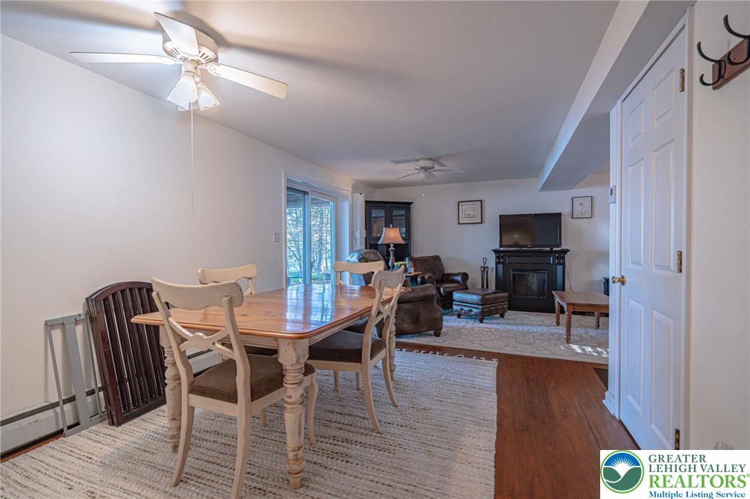 Clifton Twp, Pennsylvania, 18424, United States, 5 Bedrooms Bedrooms, ,4 BathroomsBathrooms,Residential,Active,1962171