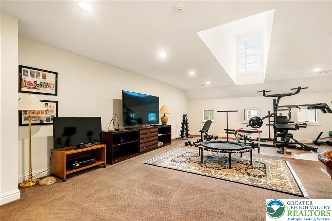 Bethlehem City, Pennsylvania, 18015, United States, 3 Bedrooms Bedrooms, ,5 BathroomsBathrooms,Residential,Active,1943838