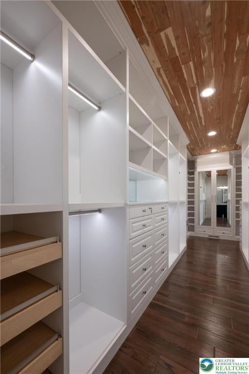 Greenwich Township, Pennsylvania, 19530, United States, ,5 BathroomsBathrooms,Residential,Active,1880295