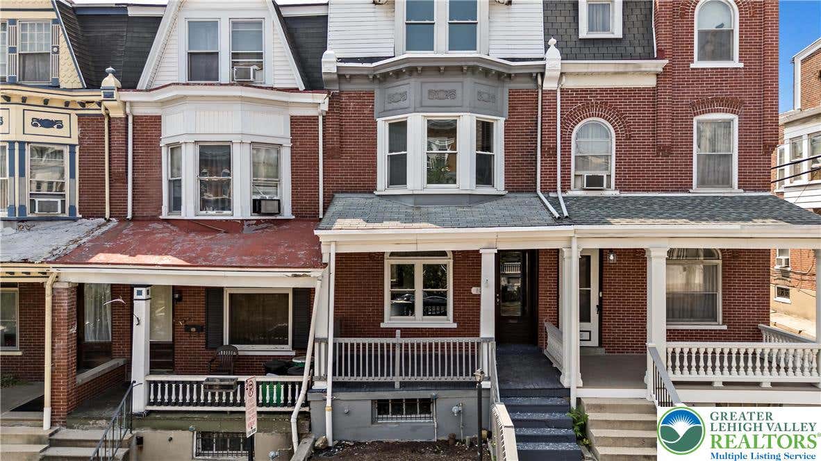 120 S 13TH St