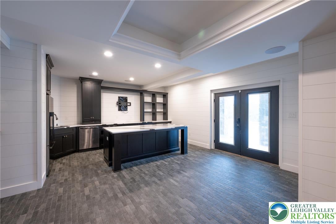 Greenwich Twp, Pennsylvania, 19530, United States, 6 Bedrooms Bedrooms, ,5 BathroomsBathrooms,Residential,Active,1967300