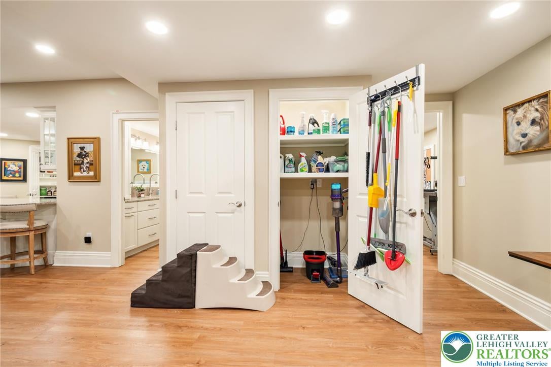 Bethlehem City, Pennsylvania, 18015, United States, 3 Bedrooms Bedrooms, ,5 BathroomsBathrooms,Residential,Active,1943838