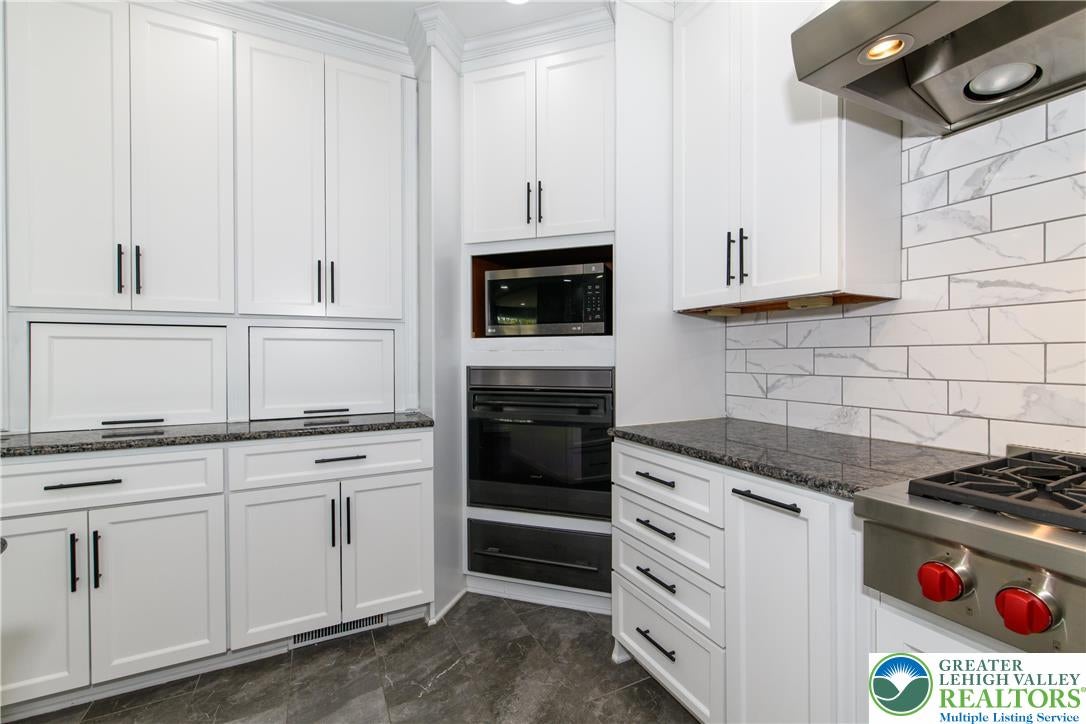 Upper Hanover Twp, Pennsylvania, 18041, United States, 7 Bedrooms Bedrooms, ,9 BathroomsBathrooms,Residential,Active,2023436