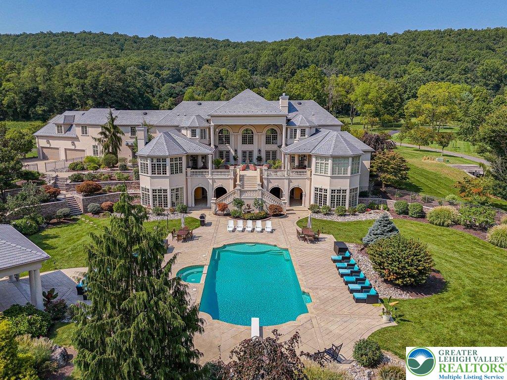 Upper Saucon Twp, Pennsylvania, 18034, United States, 6 Bedrooms Bedrooms, ,12 BathroomsBathrooms,Residential,Active,1885031