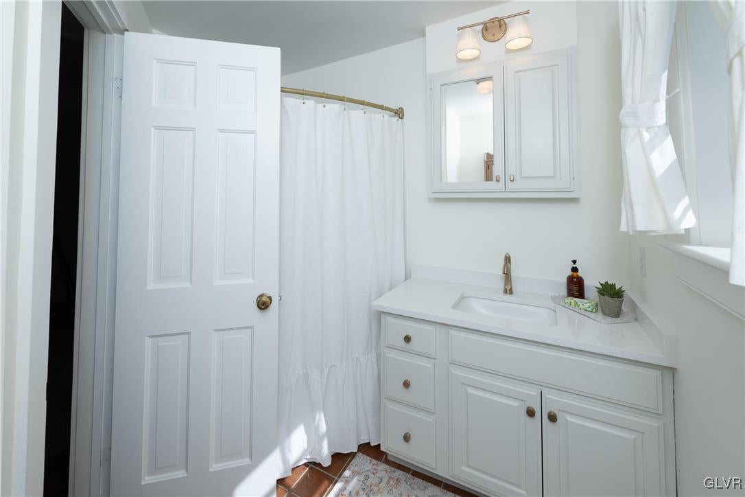 Other Nj Counties, New Jersey, 07853, United States, ,4 BathroomsBathrooms,Residential,Active,1749279