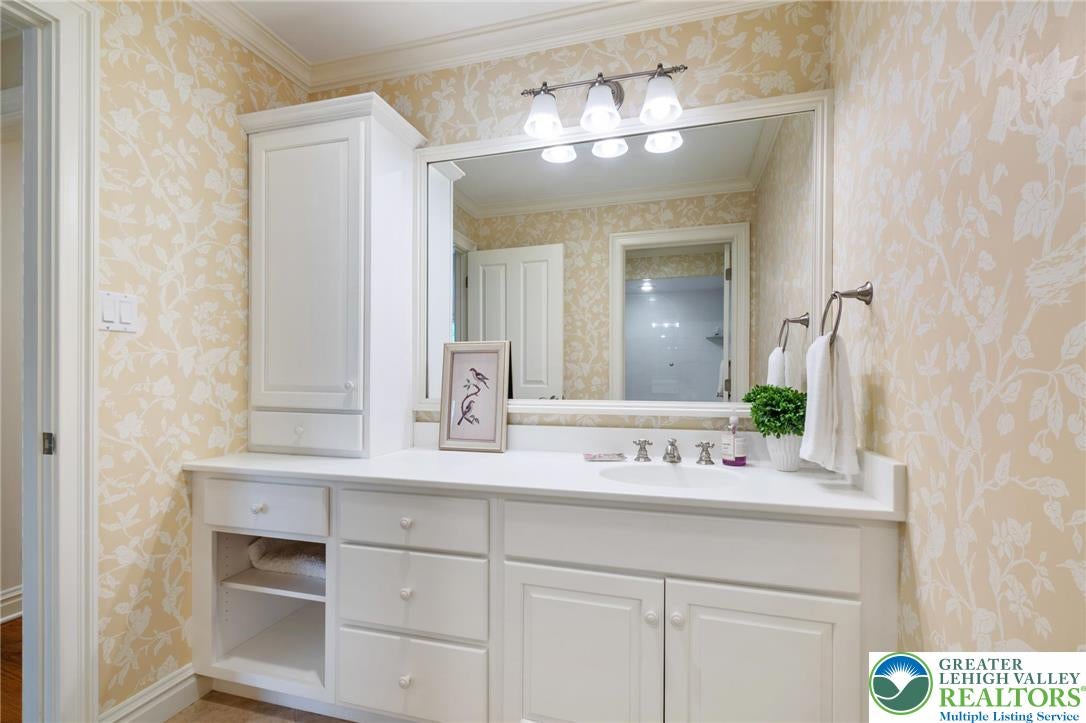 Bethlehem City, Pennsylvania, 18015, United States, 3 Bedrooms Bedrooms, ,5 BathroomsBathrooms,Residential,Active,1943838