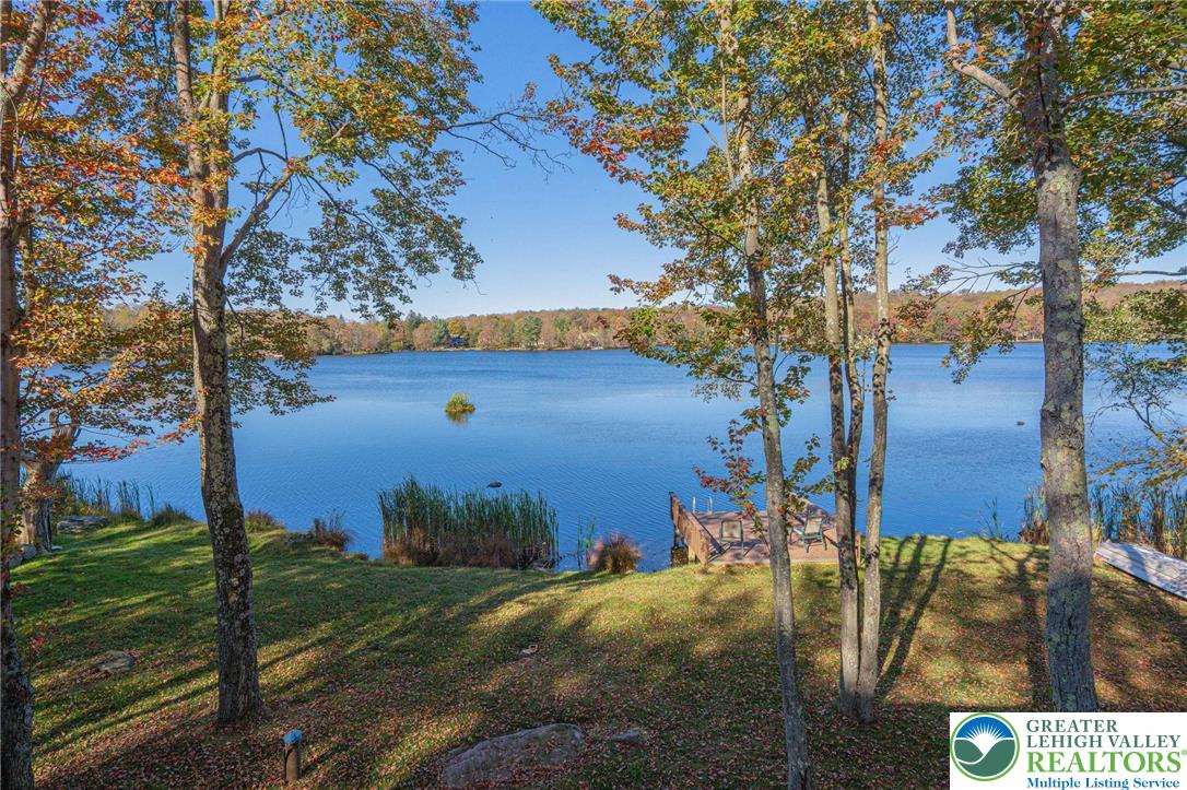 Clifton Twp, Pennsylvania, 18424, United States, 5 Bedrooms Bedrooms, ,4 BathroomsBathrooms,Residential,Active,1962171