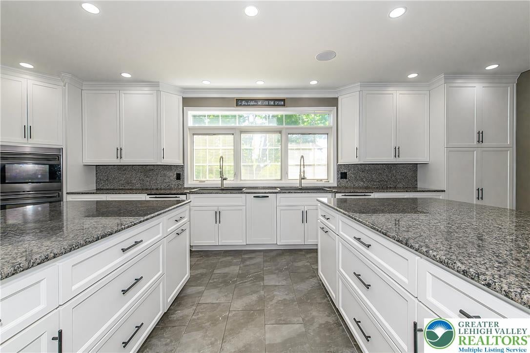 Upper Hanover Twp, Pennsylvania, 18041, United States, 7 Bedrooms Bedrooms, ,9 BathroomsBathrooms,Residential,Active,2023436