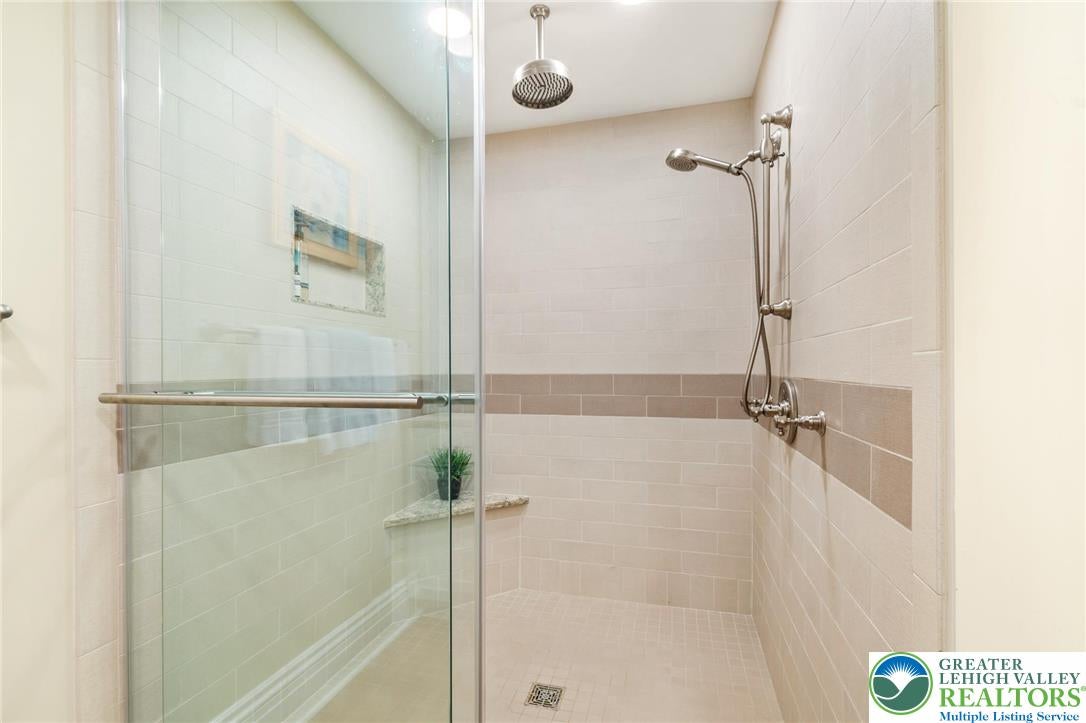 Bethlehem City, Pennsylvania, 18015, United States, 3 Bedrooms Bedrooms, ,5 BathroomsBathrooms,Residential,Active,1943838