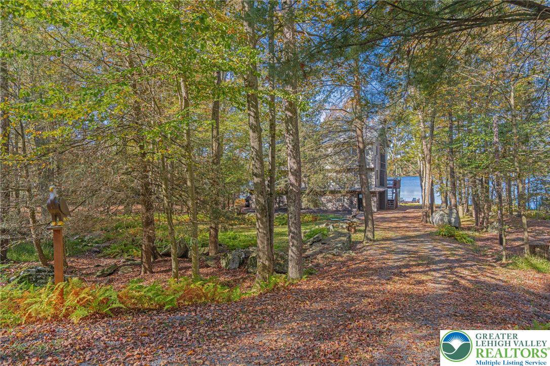 Clifton Twp, Pennsylvania, 18424, United States, 5 Bedrooms Bedrooms, ,4 BathroomsBathrooms,Residential,Active,1962171