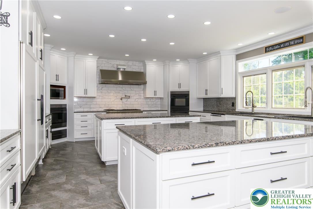 Upper Hanover Twp, Pennsylvania, 18041, United States, 7 Bedrooms Bedrooms, ,9 BathroomsBathrooms,Residential,Active,2023436