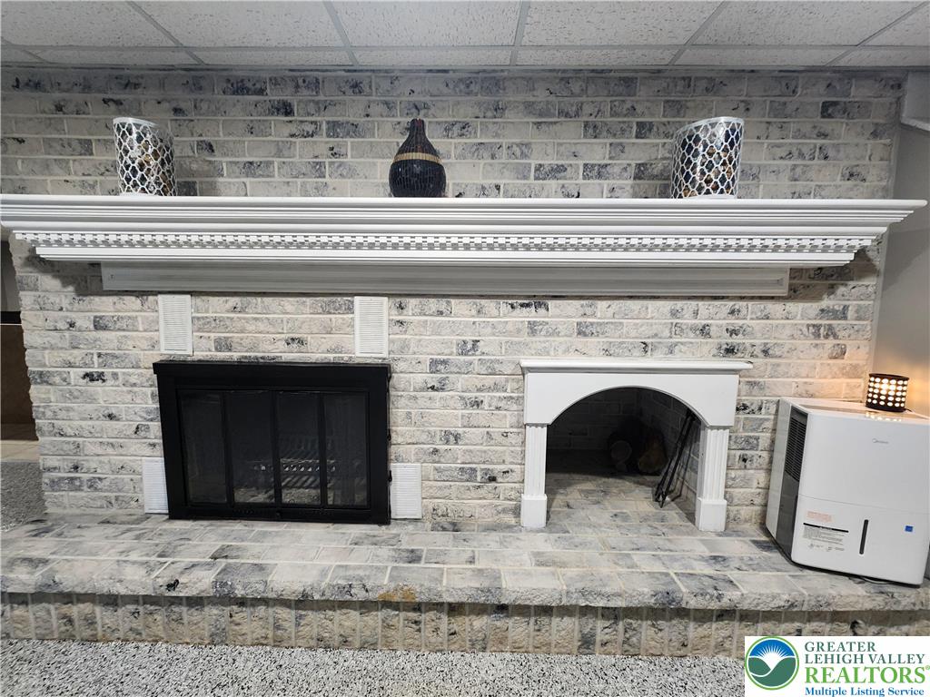 Bushkill Twp, Pennsylvania, 18064, United States, 4 Bedrooms Bedrooms, ,5 BathroomsBathrooms,Residential,Active,1945456