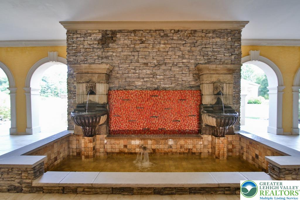 Upper Saucon Twp, Pennsylvania, 18034, United States, 6 Bedrooms Bedrooms, ,12 BathroomsBathrooms,Residential,Active,1885031