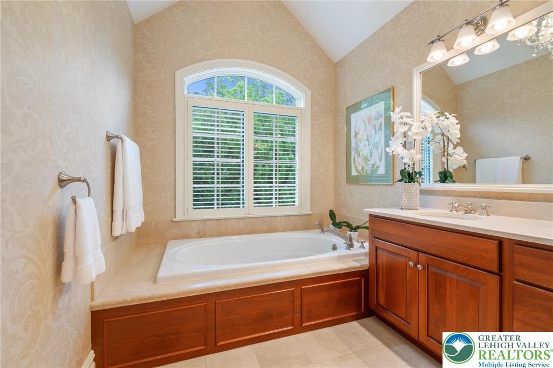 Bethlehem City, Pennsylvania, 18015, United States, 3 Bedrooms Bedrooms, ,5 BathroomsBathrooms,Residential,Active,1943838