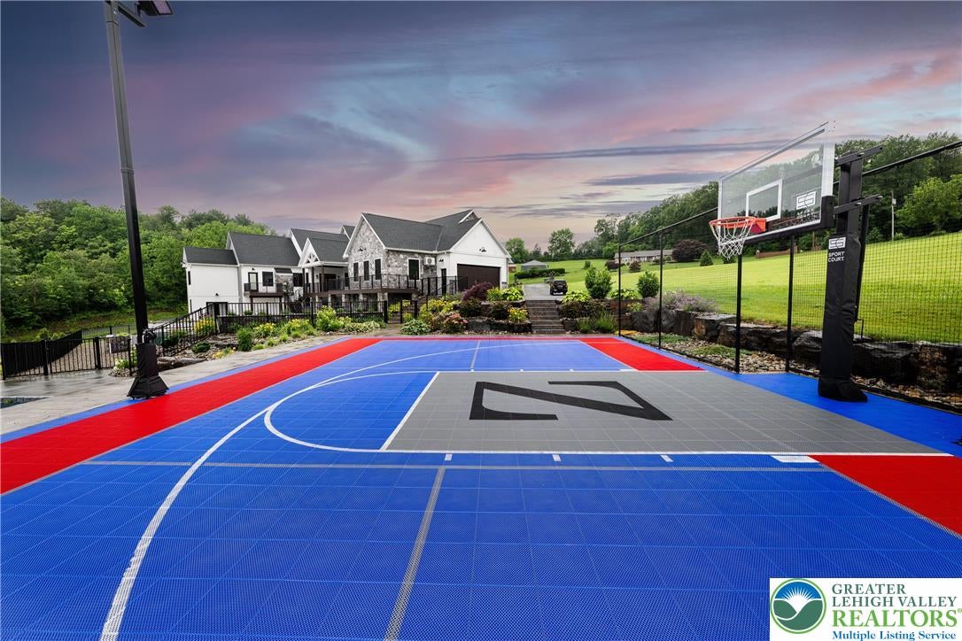 Greenwich Township, Pennsylvania, 19530, United States, ,5 BathroomsBathrooms,Residential,Active,1880295