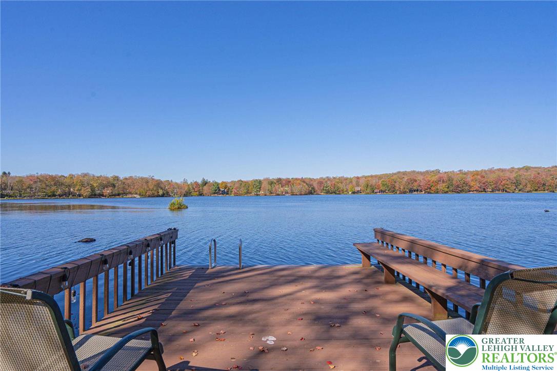 Clifton Twp, Pennsylvania, 18424, United States, 5 Bedrooms Bedrooms, ,4 BathroomsBathrooms,Residential,Active,1962171