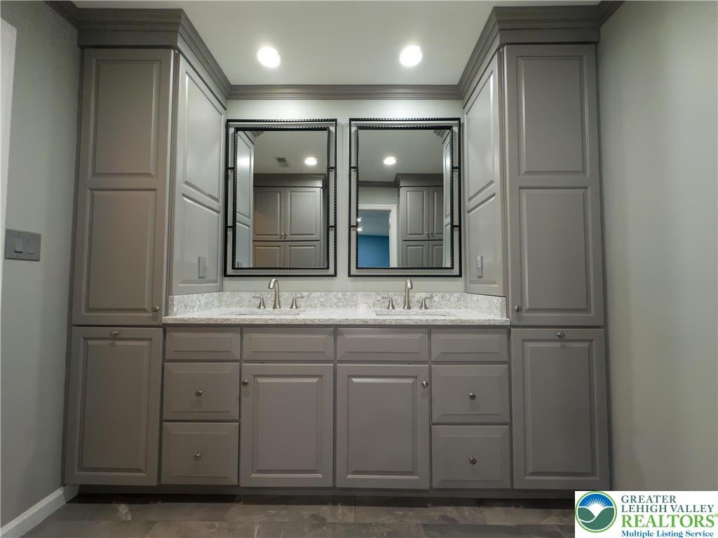 Upper Hanover Twp, Pennsylvania, 18041, United States, 7 Bedrooms Bedrooms, ,9 BathroomsBathrooms,Residential,Active,1936385