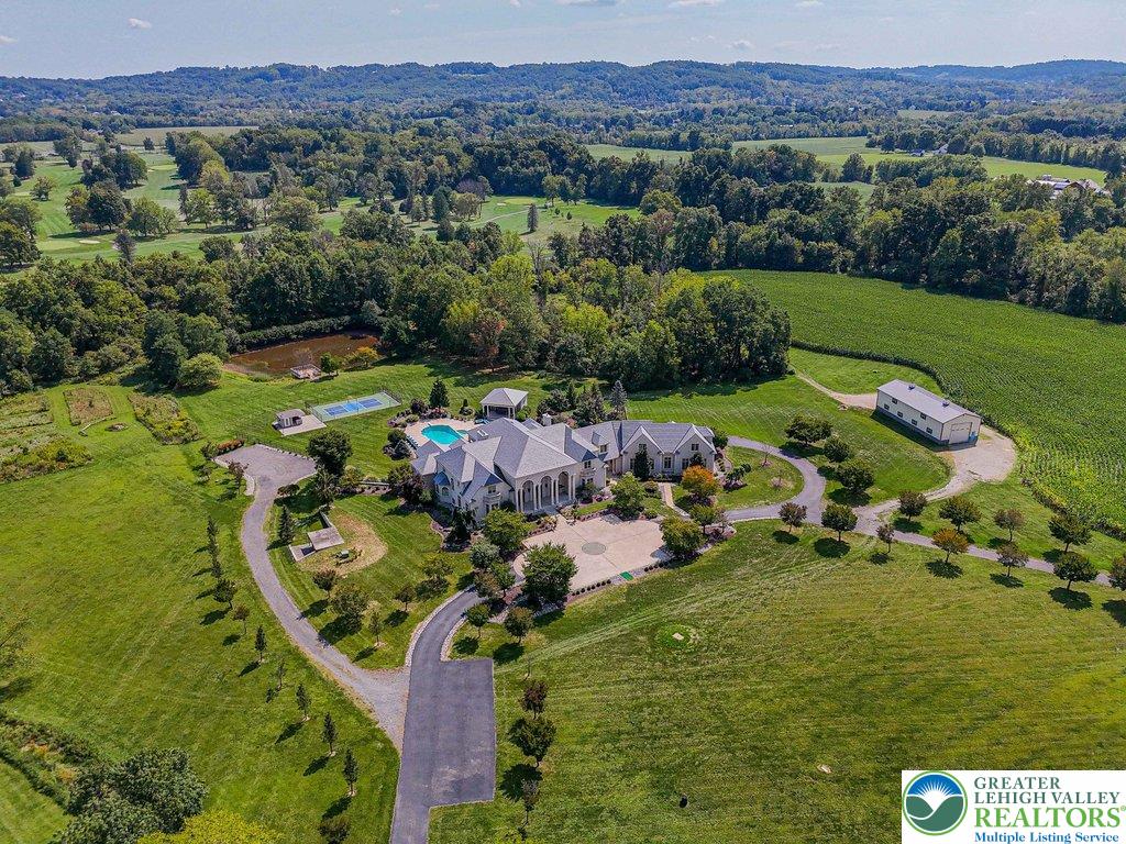 Upper Saucon Twp, Pennsylvania, 18034, United States, 6 Bedrooms Bedrooms, ,12 BathroomsBathrooms,Residential,Active,1885031