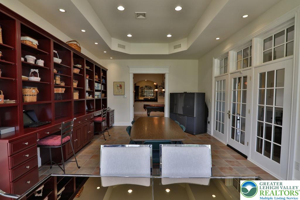 Upper Saucon Twp, Pennsylvania, 18034, United States, 6 Bedrooms Bedrooms, ,12 BathroomsBathrooms,Residential,Active,1885031