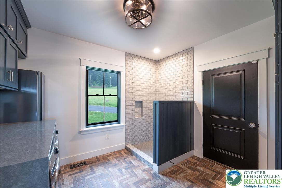 Greenwich Twp, Pennsylvania, 19530, United States, 6 Bedrooms Bedrooms, ,5 BathroomsBathrooms,Residential,Active,1967300