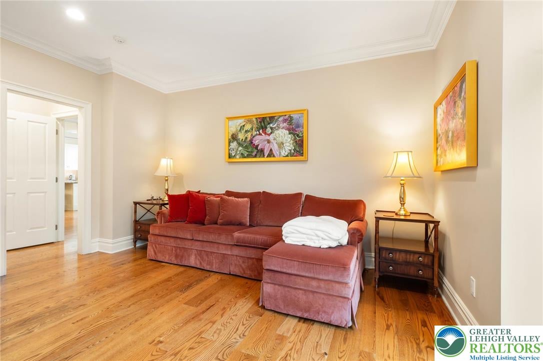 Bethlehem City, Pennsylvania, 18015, United States, 3 Bedrooms Bedrooms, ,5 BathroomsBathrooms,Residential,Active,1943838