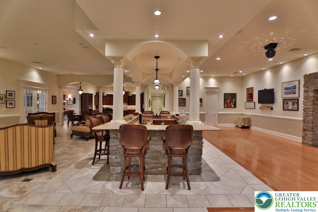 Upper Saucon Twp, Pennsylvania, 18034, United States, 6 Bedrooms Bedrooms, ,12 BathroomsBathrooms,Residential,Active,1885031