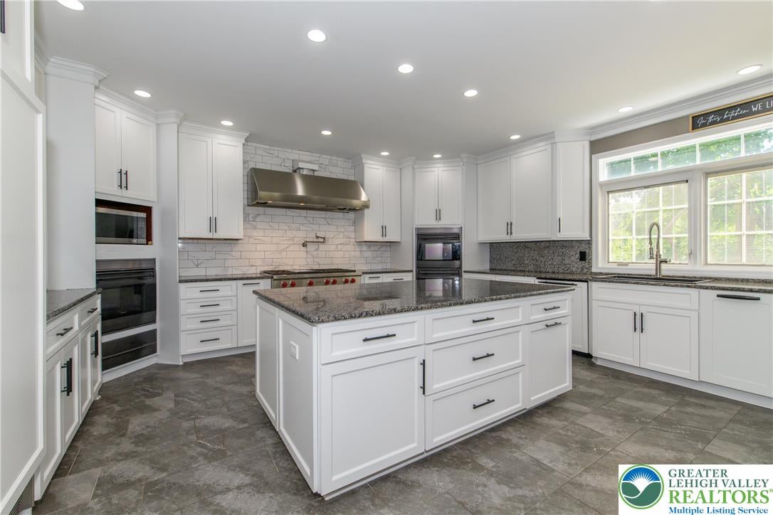 Upper Hanover Twp, Pennsylvania, 18041, United States, 7 Bedrooms Bedrooms, ,9 BathroomsBathrooms,Residential,Active,2023436