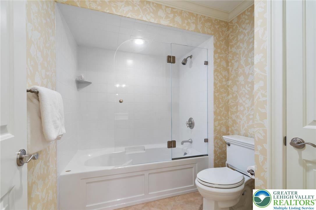 Bethlehem City, Pennsylvania, 18015, United States, 3 Bedrooms Bedrooms, ,5 BathroomsBathrooms,Residential,Active,1943838