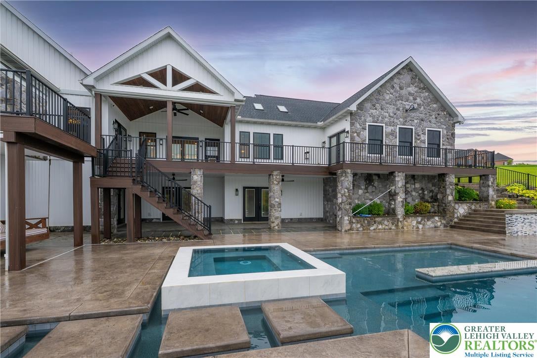 Greenwich Township, Pennsylvania, 19530, United States, ,5 BathroomsBathrooms,Residential,Active,1880295