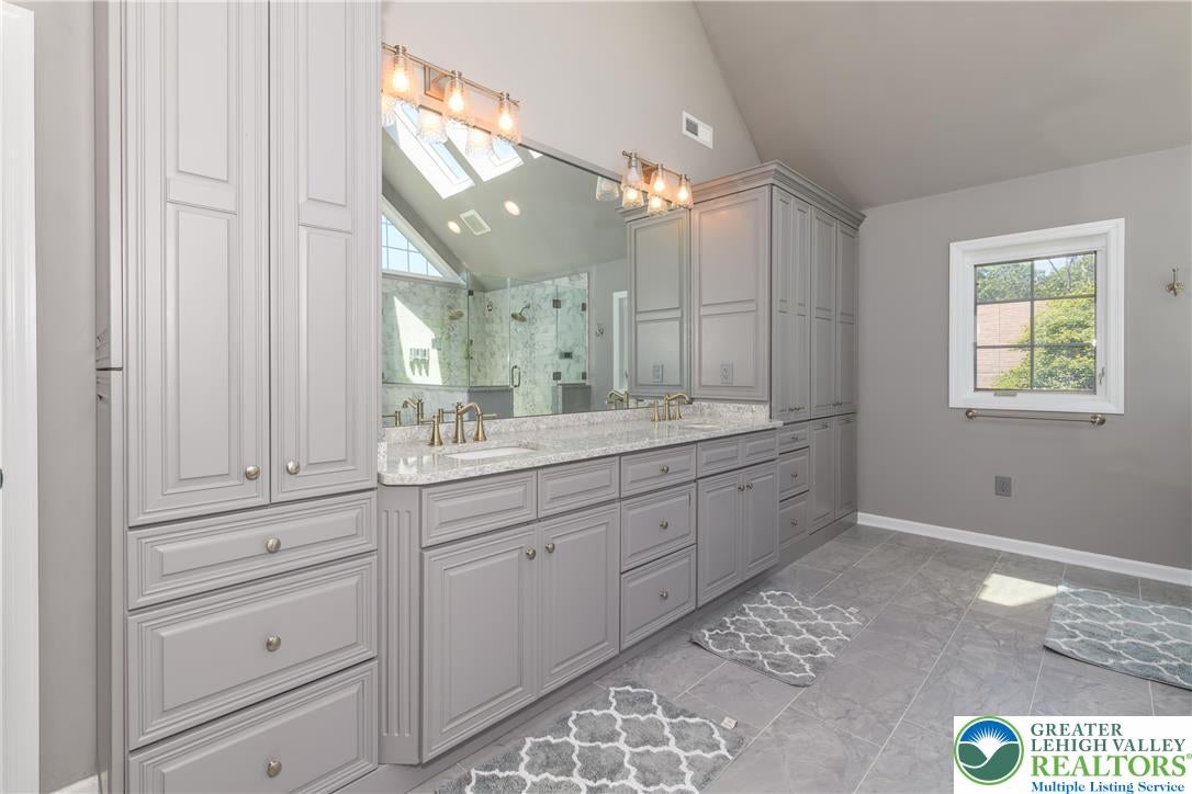 Upper Hanover Twp, Pennsylvania, 18041, United States, 7 Bedrooms Bedrooms, ,9 BathroomsBathrooms,Residential,Active,2023436