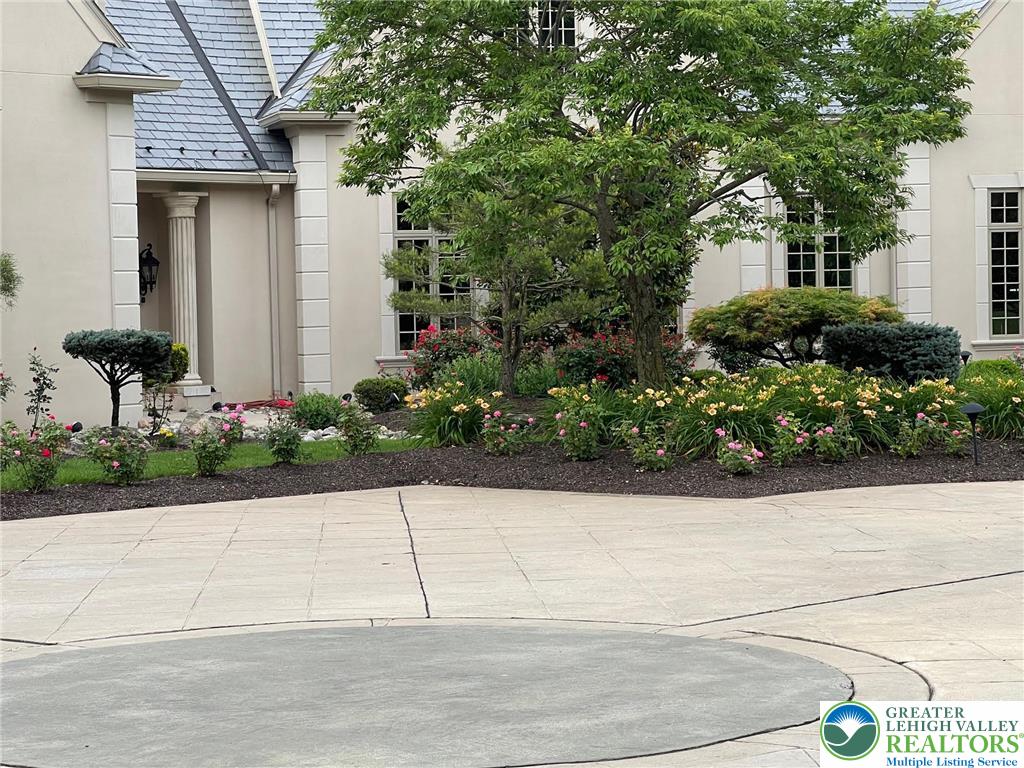 Upper Saucon Twp, Pennsylvania, 18034, United States, 6 Bedrooms Bedrooms, ,12 BathroomsBathrooms,Residential,Active,1885031