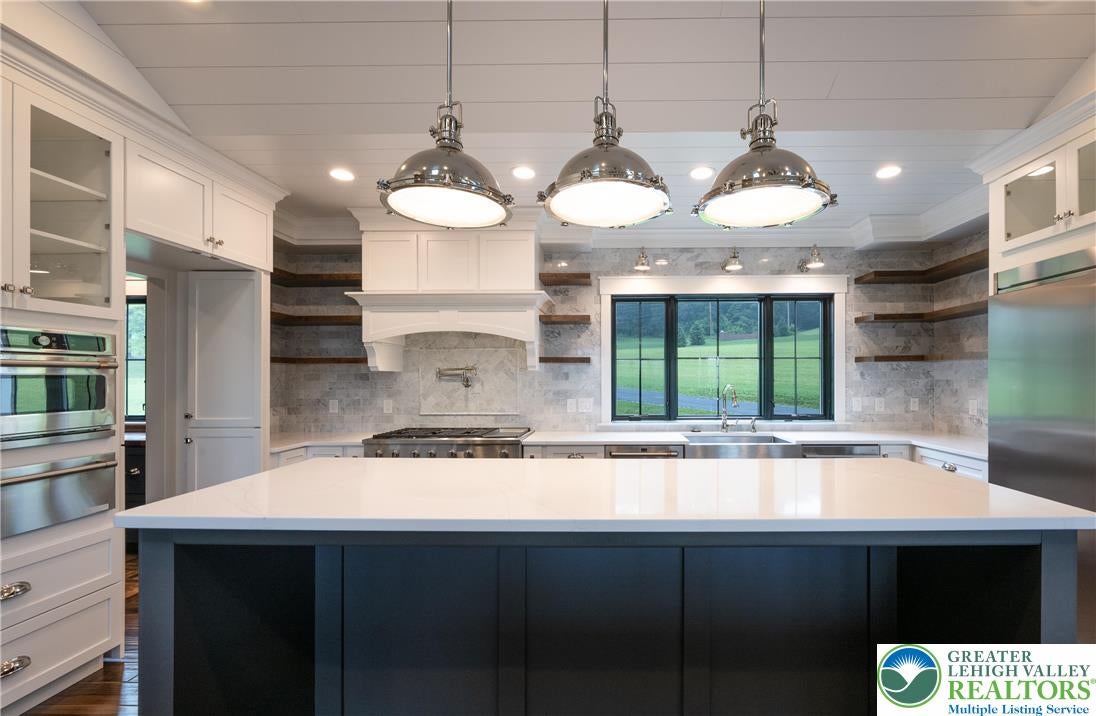 Greenwich Twp, Pennsylvania, 19530, United States, 6 Bedrooms Bedrooms, ,5 BathroomsBathrooms,Residential,Active,1967300