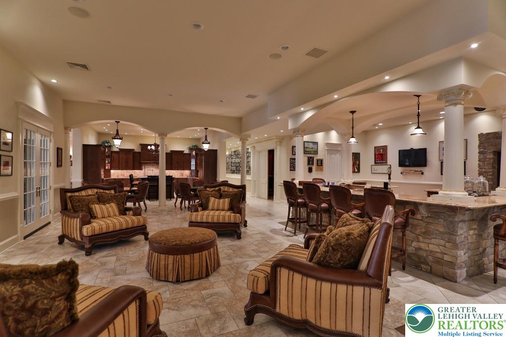 Upper Saucon Twp, Pennsylvania, 18034, United States, 6 Bedrooms Bedrooms, ,12 BathroomsBathrooms,Residential,Active,1885031