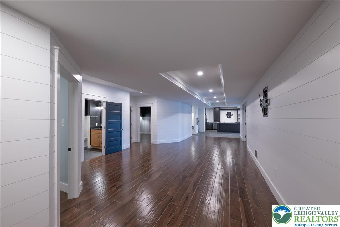 Greenwich Twp, Pennsylvania, 19530, United States, 6 Bedrooms Bedrooms, ,5 BathroomsBathrooms,Residential,Active,1967300