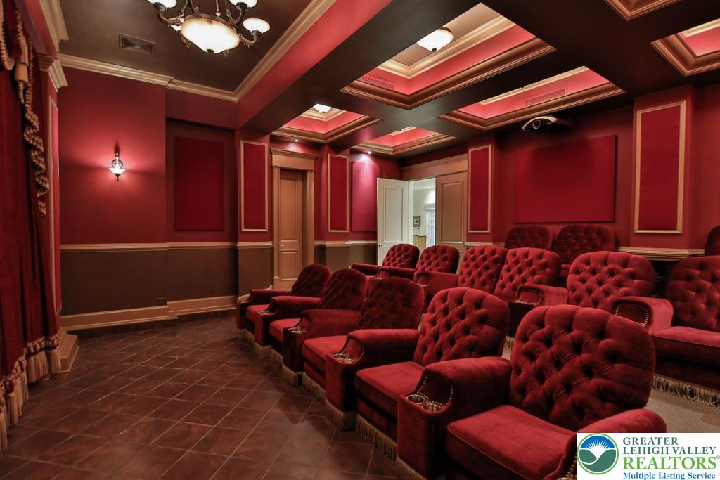 Upper Saucon Twp, Pennsylvania, 18034, United States, 6 Bedrooms Bedrooms, ,12 BathroomsBathrooms,Residential,Active,1885031