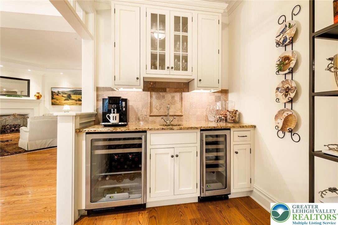 Bethlehem City, Pennsylvania, 18015, United States, 3 Bedrooms Bedrooms, ,5 BathroomsBathrooms,Residential,Active,1943838