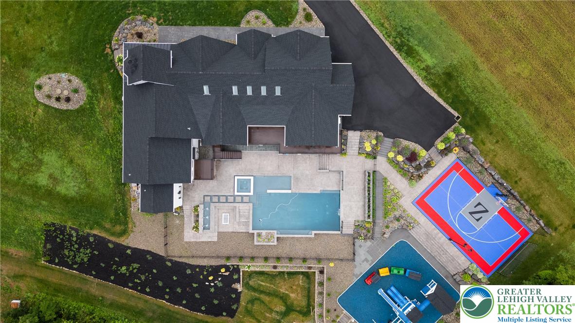 Greenwich Township, Pennsylvania, 19530, United States, ,5 BathroomsBathrooms,Residential,Active,1880295