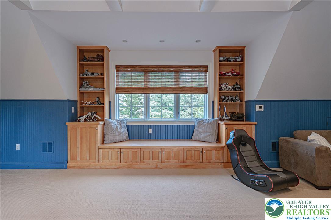 North Whitehall Twp, Pennsylvania, 18069, United States, 4 Bedrooms Bedrooms, ,5 BathroomsBathrooms,Residential,Active,1886846