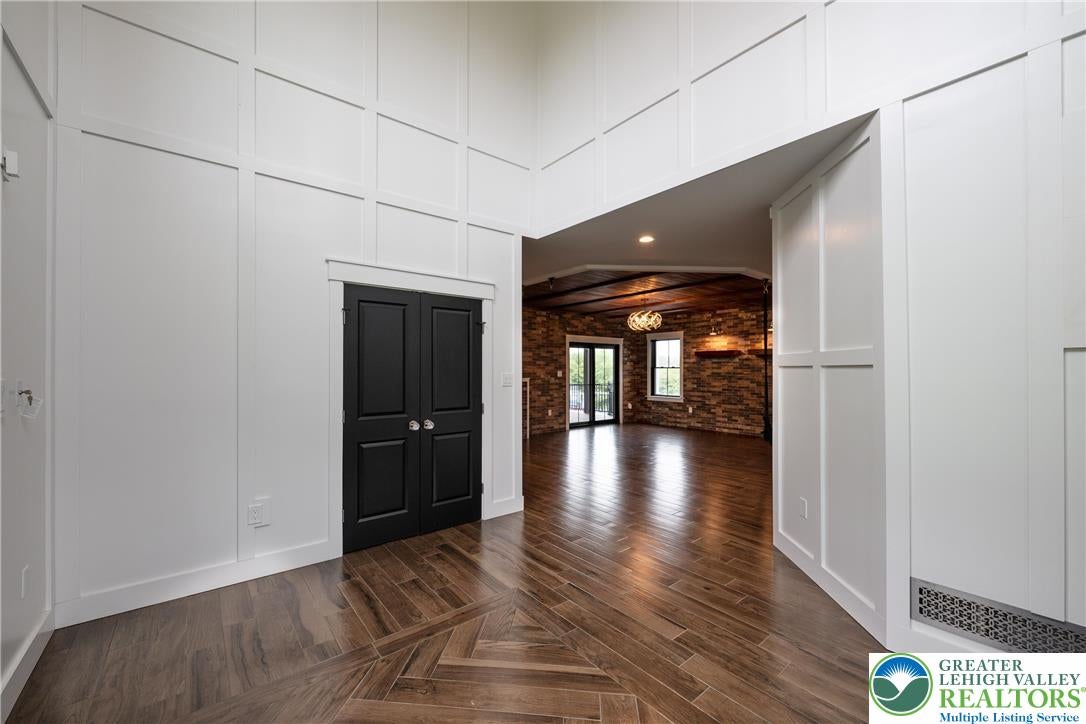 Greenwich Township, Pennsylvania, 19530, United States, ,5 BathroomsBathrooms,Residential,Active,1880295