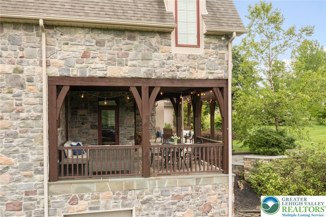 North Whitehall Twp, Pennsylvania, 18069, United States, 4 Bedrooms Bedrooms, ,5 BathroomsBathrooms,Residential,Active,1886846