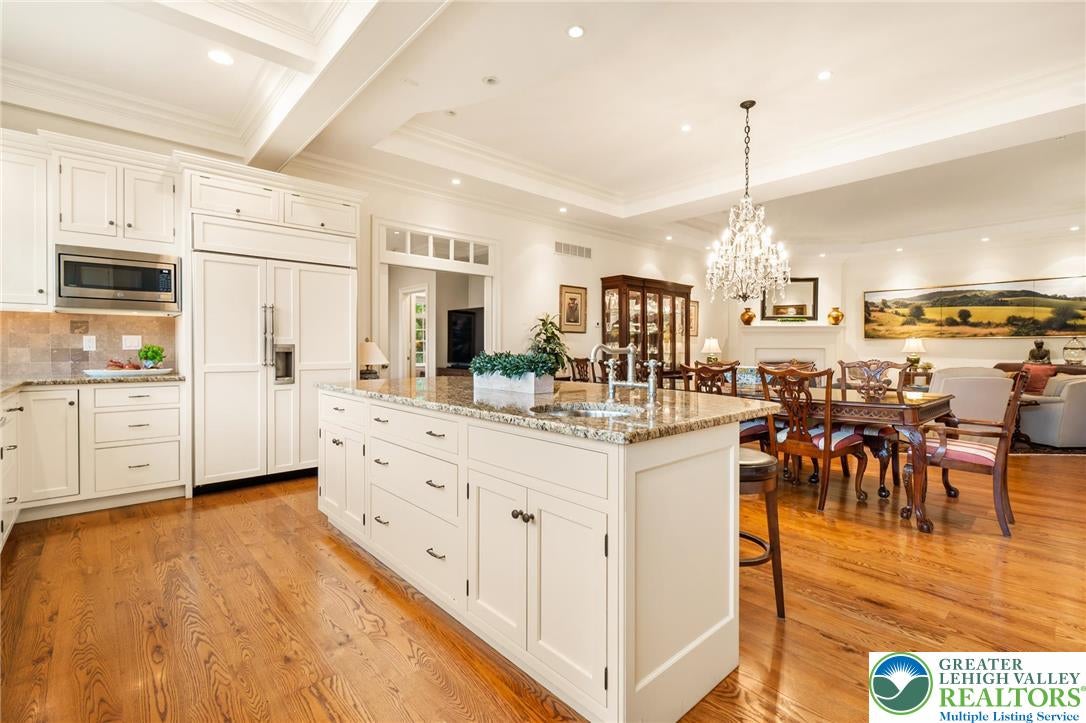 Bethlehem City, Pennsylvania, 18015, United States, 3 Bedrooms Bedrooms, ,5 BathroomsBathrooms,Residential,Active,1943838