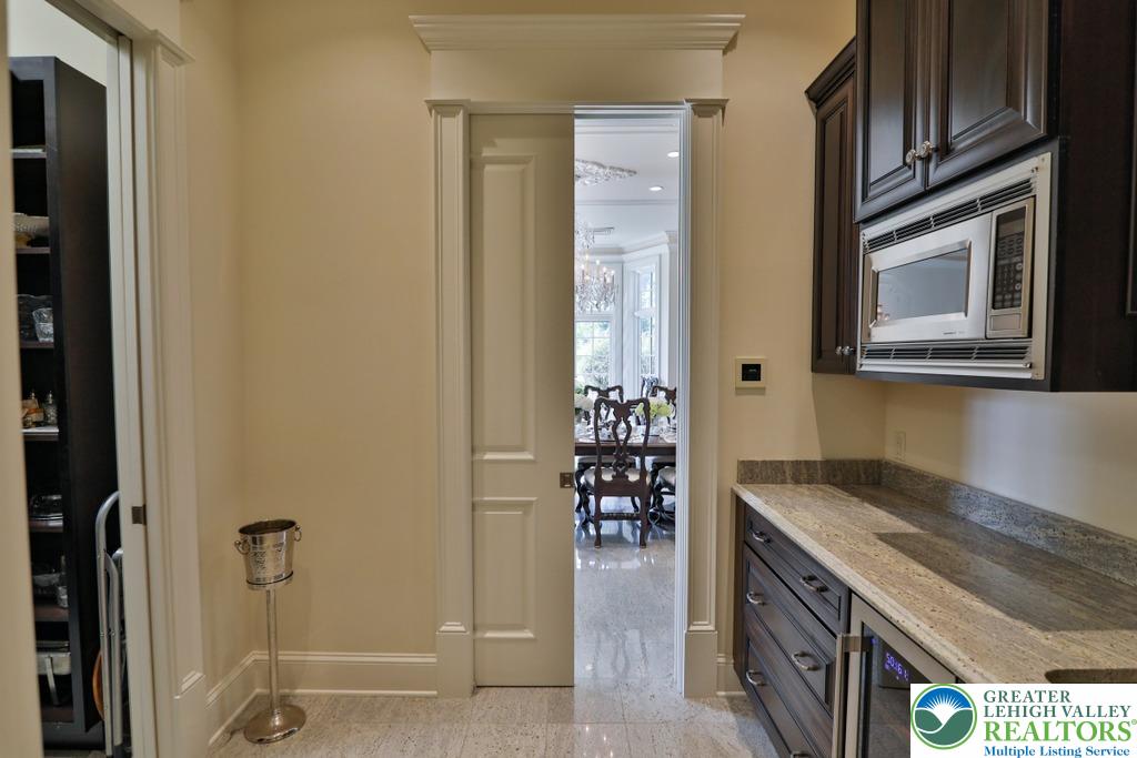 Upper Saucon Twp, Pennsylvania, 18034, United States, 6 Bedrooms Bedrooms, ,12 BathroomsBathrooms,Residential,Active,1885031