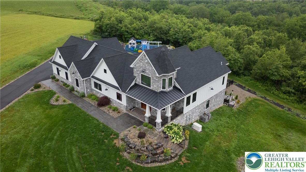 Greenwich Township, Pennsylvania, 19530, United States, ,5 BathroomsBathrooms,Residential,Active,1880295