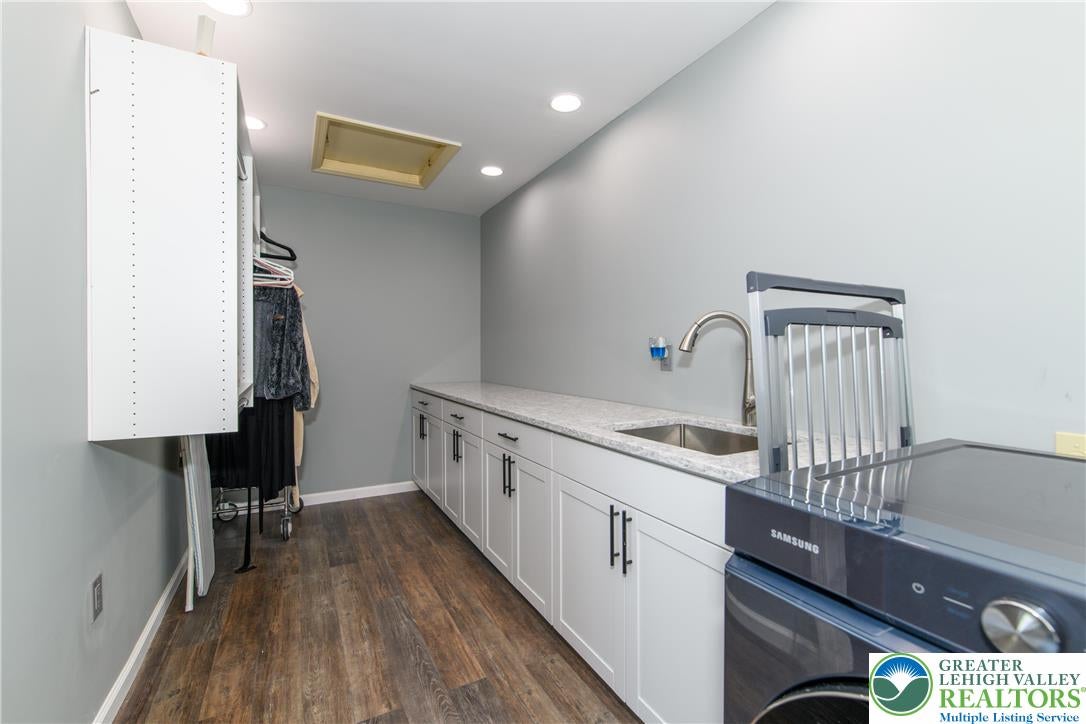 Upper Hanover Twp, Pennsylvania, 18041, United States, 7 Bedrooms Bedrooms, ,9 BathroomsBathrooms,Residential,Active,2023436