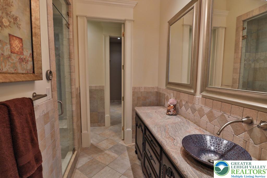 Upper Saucon Twp, Pennsylvania, 18034, United States, 6 Bedrooms Bedrooms, ,12 BathroomsBathrooms,Residential,Active,1885031