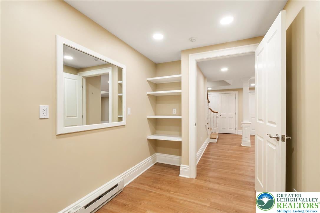 Bethlehem City, Pennsylvania, 18015, United States, 3 Bedrooms Bedrooms, ,5 BathroomsBathrooms,Residential,Active,1943838