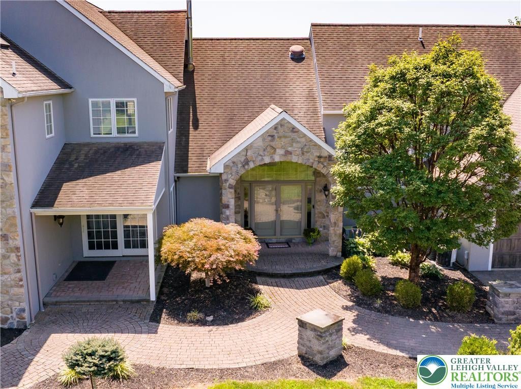 Upper Hanover Twp, Pennsylvania, 18041, United States, 7 Bedrooms Bedrooms, ,9 BathroomsBathrooms,Residential,Active,1936385